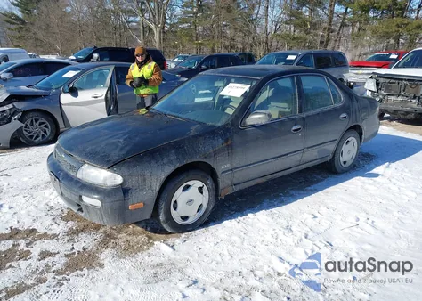 1994 Nissan Altima Xe/Gxe/Se/Gle из США, поврежденный, VIN 1N4BU31DXRC102388